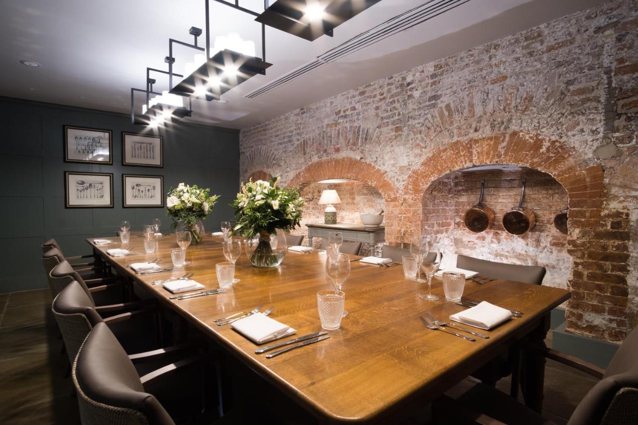 The Beverley Arms Hotel Exterior photo The private dining room at The Ivy, St John's Wood