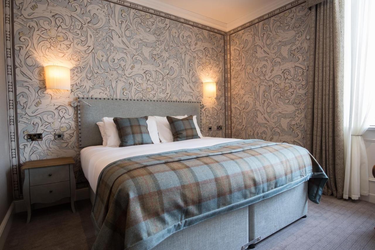 The Beverley Arms Hotel Exterior photo A bedroom at the hotel